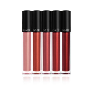 Матовая Губная Помада с Эффектом Металлик - Velveteen Matte Lip Color Metallic Colection